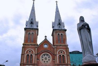 Excursión de día completo al Delta del Mekong y Saigón