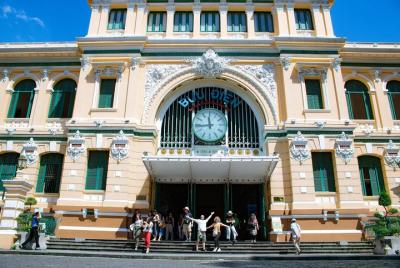 Recorrido por la ciudad de Saigón y vista del atardecer caminando