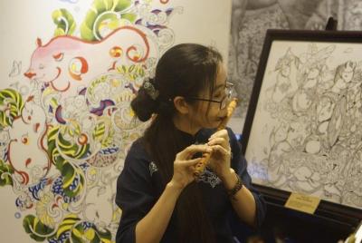 Música tradicional vietnamita en vivo (piano y flauta de bambú) y té