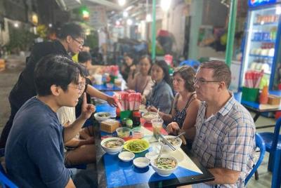 Tour de comidas y lugares de interés en motocicleta