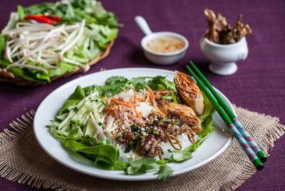 Tour de comida local en moto en la ciudad de Ho Chi Minh