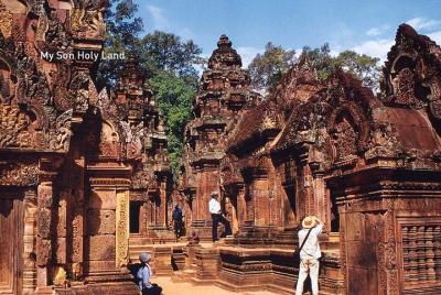 Excursión de un día a la ciudad antigua de Hoi An y al santuario de Mi hijo, que incluye almuerzo y guía Excursión de un día a la ciudad antigua de Hoi An y al santuario de Mi hijo, que incluye almuerzo y guía
