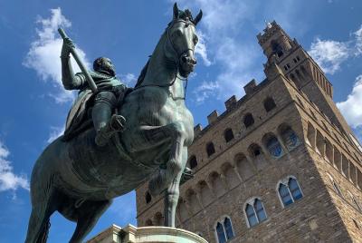 Medici entre arte y Power-Walking Tour  Medici entre arte y Power-Walking Tour