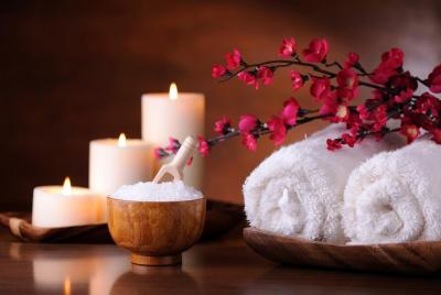 Paquete de día de spa de cinco sentidos Paquete de día de spa de cinco sentidos