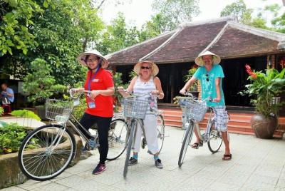 Hue Village Discovery Small Group Tour Por carretera Bicicleta y pie