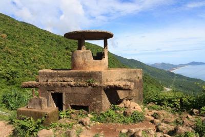 Coche privado Hue a Da Nang deja de visitar Lang Co Beach, Hai Van Pass