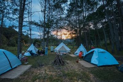 Camping en la colina
