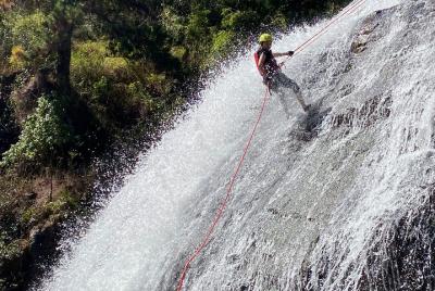 Tour de barranquismo en Dalat Vietnam