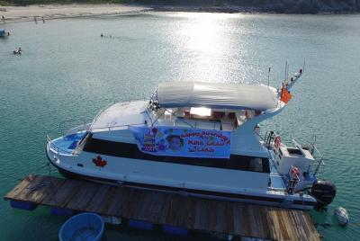 Tour privado de un día en yate familiar de Nha Trang