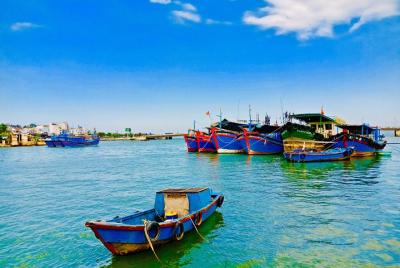 Mercado de Pescado y Tour al Amanecer por Pedicab