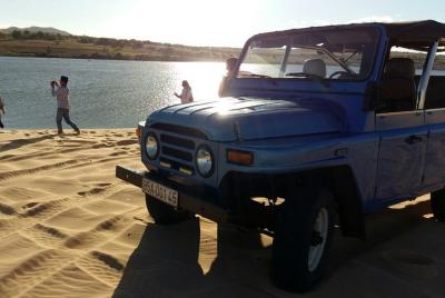 Paseo en jeep por las dunas de Mui Ne Paseo en jeep por las dunas de Mui Ne