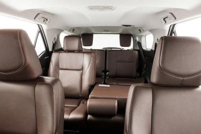 Coche privado Mui Ne a Nha Trang en coche 7 plazas