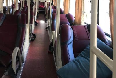 Mui Ne a Nha Trang Autobús Semi-Durmiente Mui Ne a Nha Trang Autobús Semi-Durmiente
