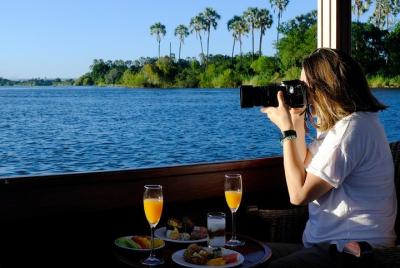 Crucero de observación de aves en el río Zambezi con desayuno