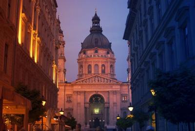 Tour guiado de 4 días por Budapest con todo incluido en autobús desde Piacenza y Cremona Tour guiado de 4 días por Budapest con todo incluido en autobús desde Piacenza y Cremona