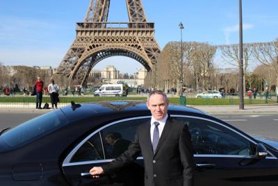 OMAHA BEACH en MERCEDES CLASS S LIMOUSINE para el MEMORIAL D DAY de Paris OMAHA BEACH en MERCEDES CLASS S LIMOUSINE para el MEMORIAL D DAY de Paris