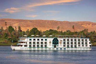 Crucero de 4 días y 3 noches por el Nilo de Asuán a Lúxor: Excurs Crucero de 4 días y 3 noches por el Nilo de Asuán a Lúxor: Excurs