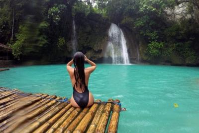 Encuentro con tiburones ballena y banco de arena Sumilon con cataratas Kawasan Encuentro con tiburones ballena y banco de arena Sumilon con cataratas Kawasan