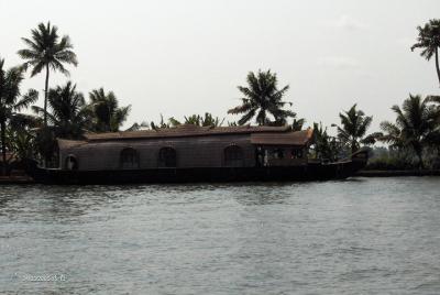 Excursión de un día a Cochin a Backwaters. Crucero en un viaje de casa flotante con almuerzo Excursión de un día a Cochin a Backwaters. Crucero en un viaje de casa flotante con almuerzo
