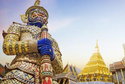 Selfie City Hunt: Self Discovery of Amazing Bangkok