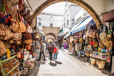 Casablanca: visita cultural a pie por la mañana de Medina y más allá Casablanca: visita cultural a pie por la mañana de Medina y más allá