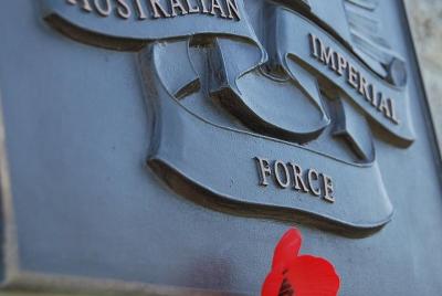 Recorrido de 2 días de la I Guerra Mundial desde París: Campos de batalla de Ypres y del Somme Recorrido de 2 días de la I Guerra Mundial desde París: Campos de batalla de Ypres y del Somme