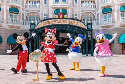 Boleto para Disneyland® Paris: 1 día / 2 parques + traslado de ida y vuelta INCLUIDO Boleto para Disneyland® Paris: 1 día / 2 parques + traslado de ida y vuelta INCLUIDO