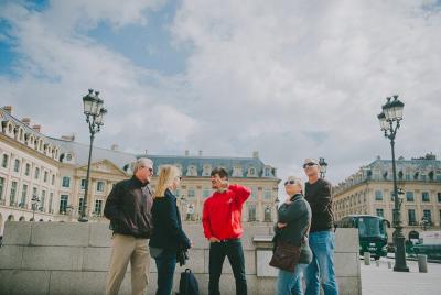 Tour a pie de medio día para grupos pequeños por la orilla derecha de París