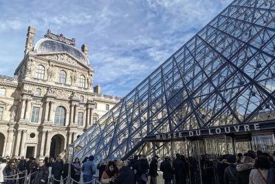Acceso completo al Museo del Louvre y experiencia guiada por audio sin colas Acceso completo al Museo del Louvre y experiencia guiada por audio sin colas