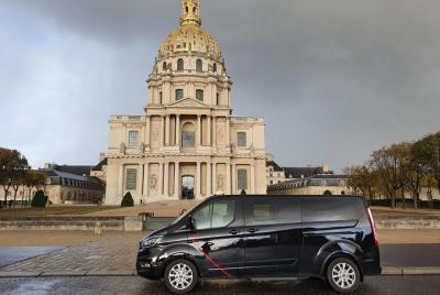 Visita turística privada de medio día en París Visita turística privada de medio día en París