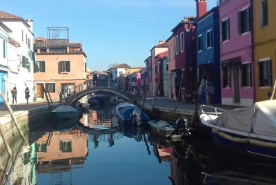 Excursión privada en barco a motor típico veneciano hasta Murano, Burano y Torcello