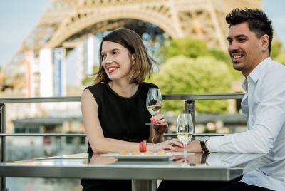 París en el First Lodges - Crucero con almuerzo Ducasse sur Seine