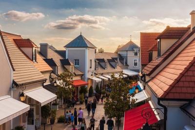 Disney - La Vallee Village (Val D Disney - La Vallee Village (Val D'europe) - Viaje privado