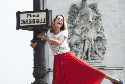 ¡Dios mío, ella es parisina! Espectáculo de comedia inglesa en París ¡Dios mío, ella es parisina! Espectáculo de comedia inglesa en París