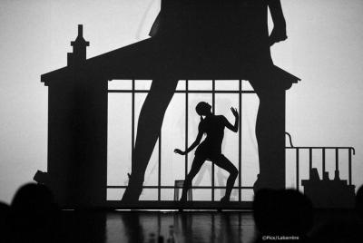 Espectáculo de noche "Paris Merveilles" en el Lido de París con champán Espectáculo de noche