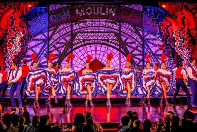 Espectáculo en el Moulin Rouge: asientos VIP con champagne Espectáculo en el Moulin Rouge: asientos VIP con champagne