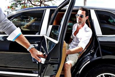 Salida privada del centro de París al aeropuerto de París Orly (ORY)