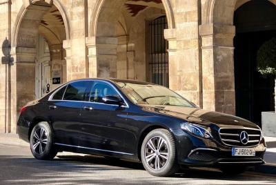 Traslado de París desde / hasta el aeropuerto de Orly ORY