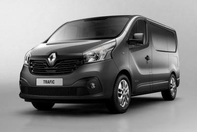 Traslado privado de llegada desde las estaciones de tren de París a la ciudad de París en minivan