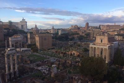 Tour en grupo reducido por el Coliseo o el Vaticano con recorrido a pie gratuito por Roma