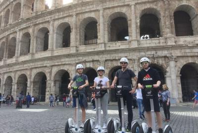 Recorrido privado por la tarde en Segway de 4 horas de duración: Gloria de Roma