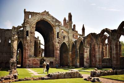 Excursión privada de un día a Roslyn Chapel y Melrose Abbey