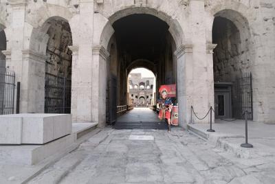 Coliseo Arena al atardecer Grupo pequeño
