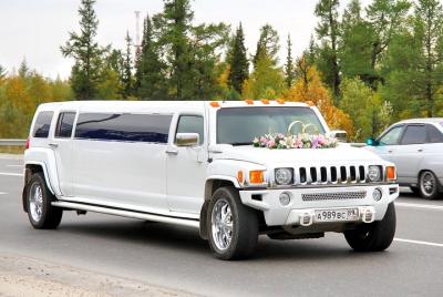 Rent a Car para Bodas: Hammer Limousine