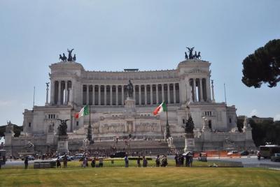 Lo mejor de Civitavecchia Shore Tour: lo mejor de Roma y las ruinas de Cerveteri - Tour en crucero