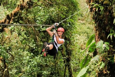 Canopy Zipline - Puentes colgantes y jardín de mariposas desde Monteverde Canopy Zipline - Puentes colgantes y jardín de mariposas desde Monteverde