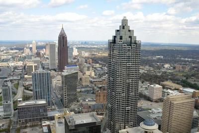 Llegada del traslado privado del aeropuerto de Hartsfield ATL a Atlanta en automóvil de negocios