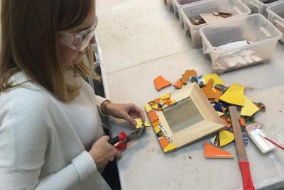 Taller de mosaicos de Gaudí de 4 horas en Barcelona