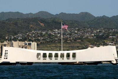 Escapada de un día a Pearl Harbor en Oahu desde la Isla Grande Escapada de un día a Pearl Harbor en Oahu desde la Isla Grande