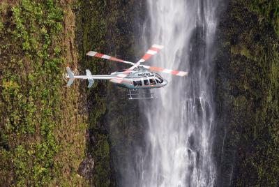 Valles y cascadas de Kohala con caminata remota desde Waimea-Kohala